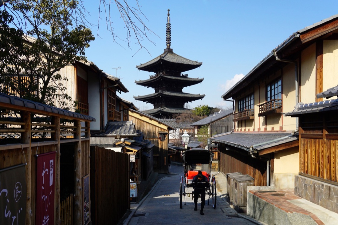 Yasaka Pagoda above a quiet lane in Higashiyama, Kyoto